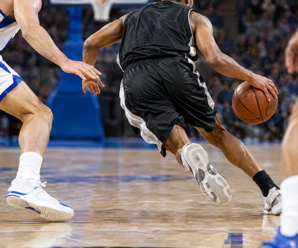 Liga NBA zainaugurowała rozgrywki. Falstart obrońców tytułu i wicemistrzów