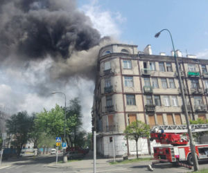 Pożar kamienicy na rogu Ząbkowskiej i Markowskiej