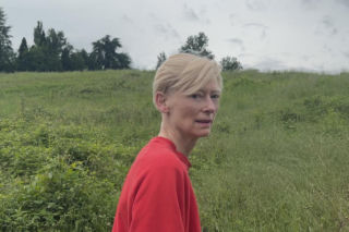 Wystawa Tildy Swinton „Ongoing” po raz pierwszy w Polsce. Jesienią trafi do Warszawy