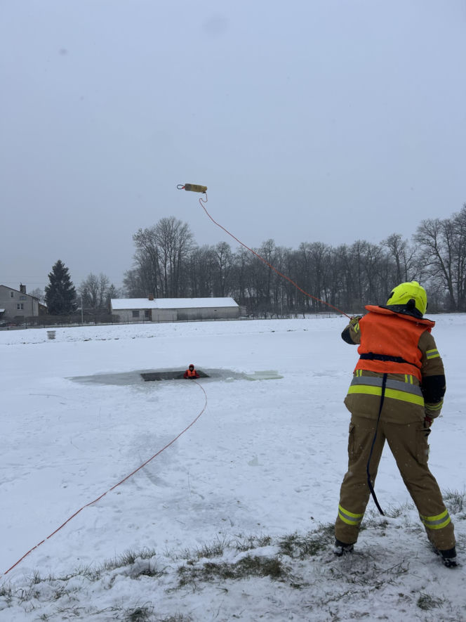 Strażackie ćwiczenia