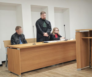 Mówił, że ręce mu śmierdzą krwią, obsesyjnie je mył. W szyi pani Zuzanny tkwił nóż