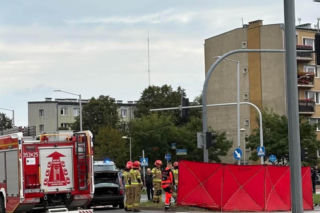 Częstochowa: dwa auta zderzyły się na skrzyżowaniu. Nie żyje 43-latek