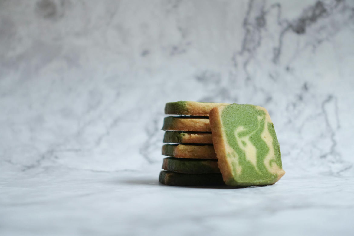 Nie tylko matcha latte. Podpowiadamy, jak jeszcze wykorzystać tę herbatę w kuchni
