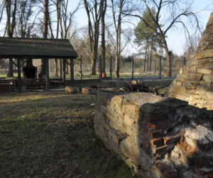 Ruiny Wielkiego Pieca Huty Rejów w Skarżysku-Kamiennej