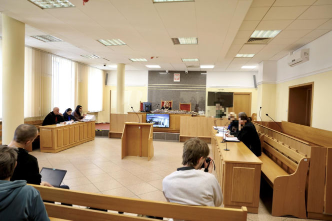 Właściciel schroniska „Happy Dog” szokuje. Chciał usunięcia sędziego ze sprawy!