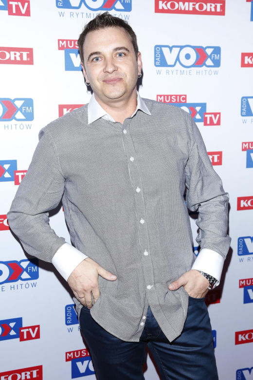 Zaczynał od rocka, dziś jest królem disco polo. Tak przez lata zmieniał się Radek Liszewski
