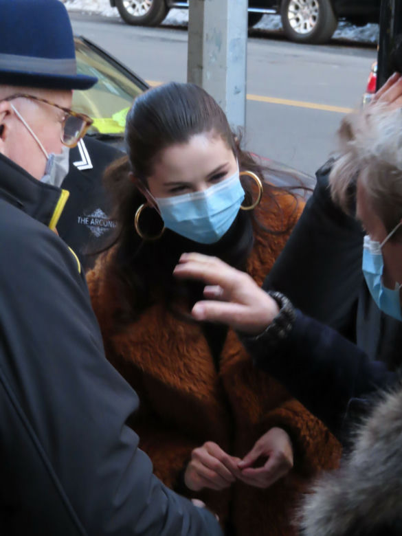 Selena Gomez w scenie bójki na planie serialu