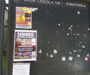 Tarnowscy policjanci ostrzegają seniorów przed oszustami