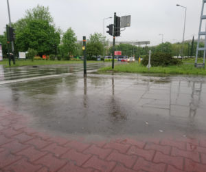 Kraków całkowicie sparaliżowany przez ulewy 23.05.2019: zalane drogi, brak prądu, nie kursują tramwaje