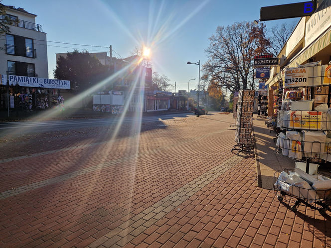 Nowy trend nad morzem! Lody i pamiątki w połowie listopada? Ta nadmorska miejscowość jest czynna cały rok