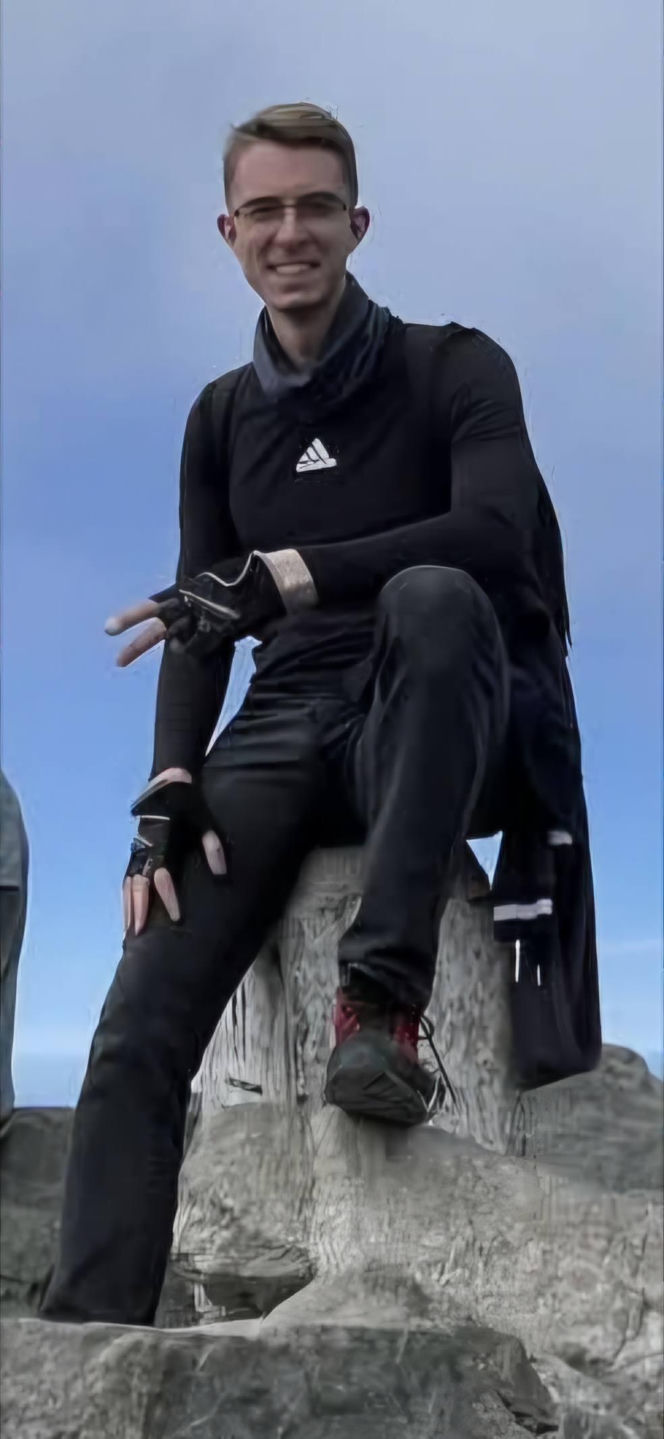 28-letni programista z Wrocławia zniknął bez śladu. Rodzina publikuje nagrania z kamer i błaga o pomoc