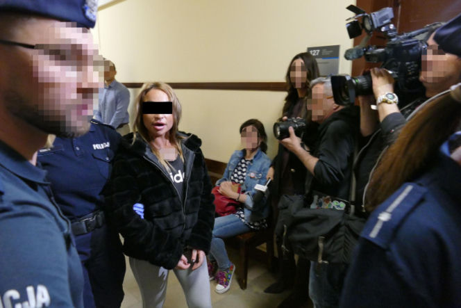 Groziła taksówkarzowi nożem. 32-latka z Łodzi skazana