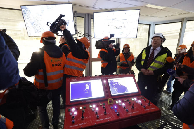 Spalarnia śmieci w Warszawie to teraz Warszawska Wytwórnia Energii. Zdjęcia ze środka wielkiego zakładu