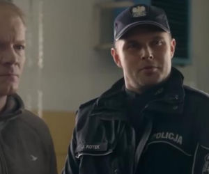 To nie koniec świata 2 sezon odc. 22. Darek (Eryk Lubos), Jacek Kotek (Marek Kaliszuk)