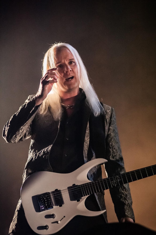 Misternie zaplanowane wizualne widowisko – Epica, Amaranthe i Charlotte Wessels zagrali w Warszawie [RELACJA]