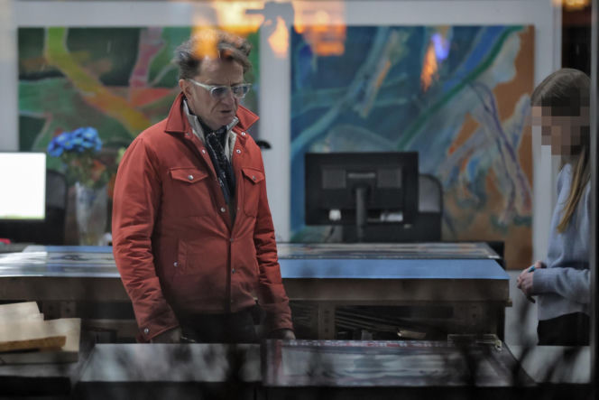 Paweł Wilczak szuka złota w w lombardzie