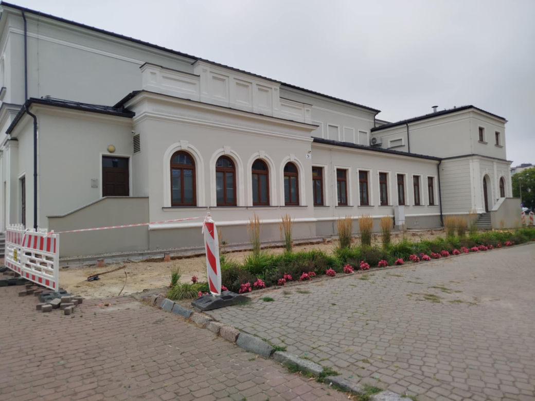 Dziewięć parków kieszonkowych w Siedlcach powstanie jeszcze w 2025 roku, w tym ten przy sali widowiskowej Podlasie