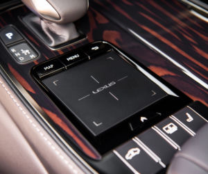 nowy Lexus LS500