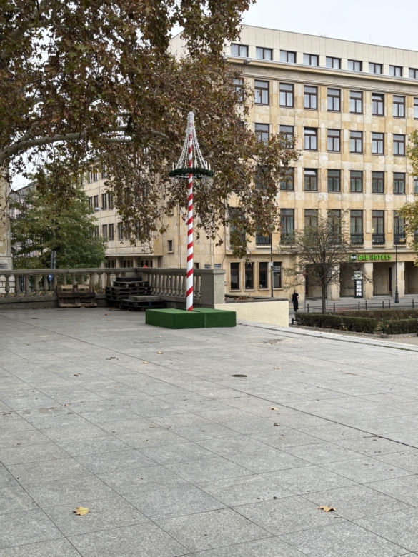 Betlejem Poznańskie 2024 - trwają przygotowania na placu Wolności