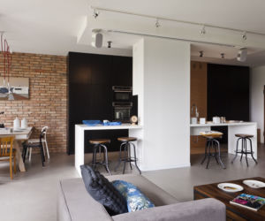 Nowoczesny apartament z modną cegłą na ścianie