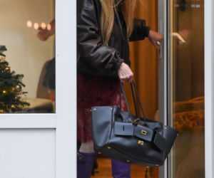 Monika Olejnik weszła w spódnicy, wyszła bez