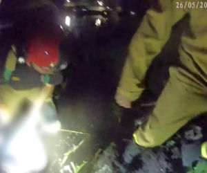 63‑latek tonął, policjant skoczył do wody
