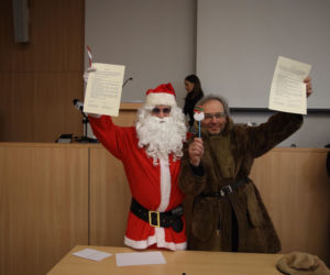 Święty Mikołaj kontra Gwiazdor!