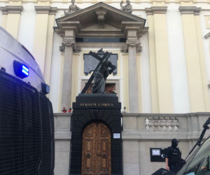 Protest na Krakowskim Przedmieściu