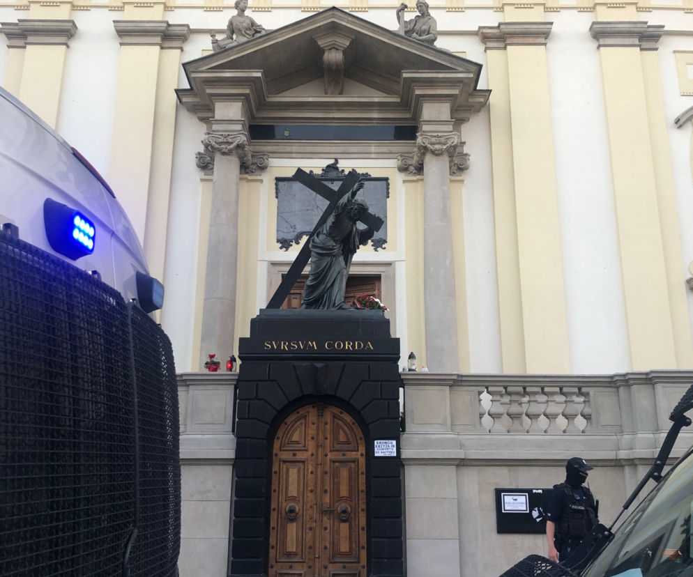 Protest na Krakowskim Przedmieściu