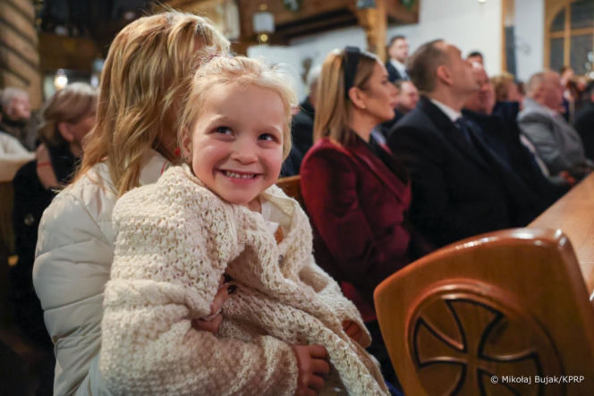 Prezydent Karol Nawrocki na góralskim koncercie w Koniakowie. Czas na moment się zatrzymał