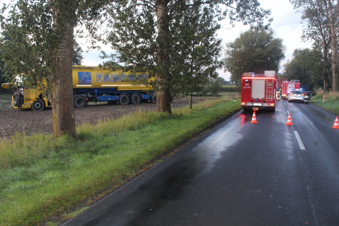 Dwie ciężarówki zderzyły się w powiecie włocławskim. Zdjęcia z miejsca zdarzenia
