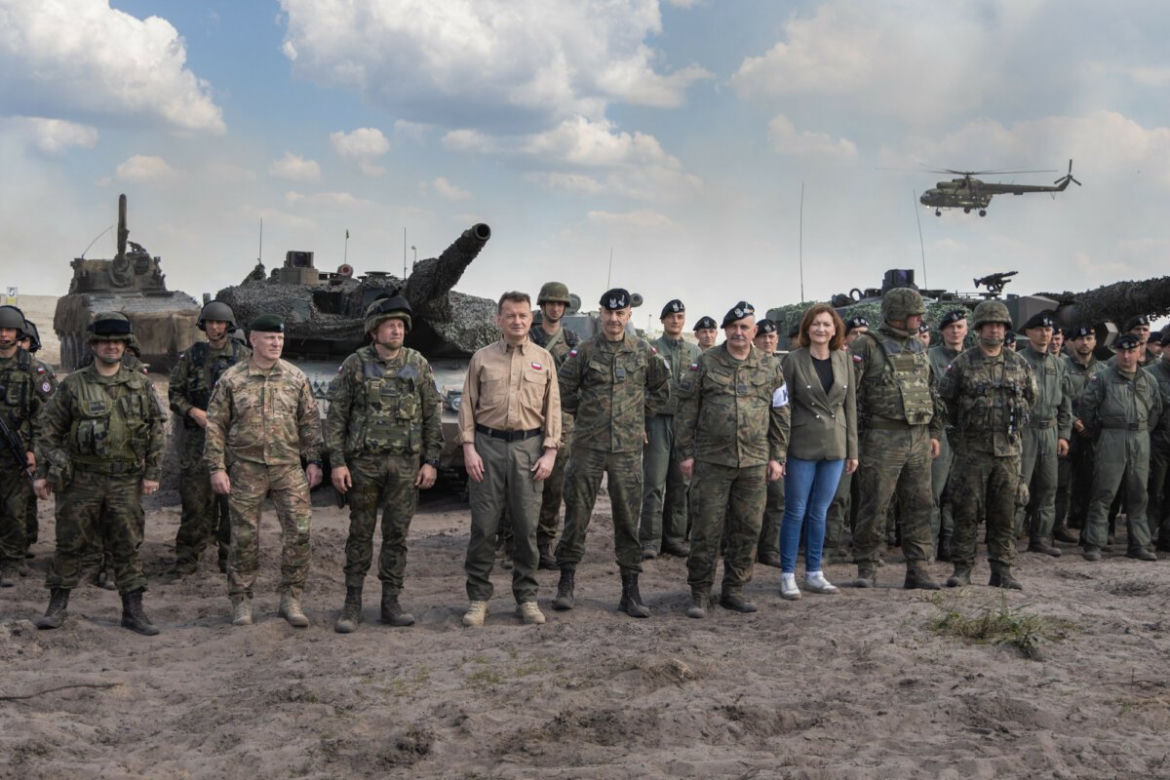 Dragon-21. Ogromne manewry wojska w Nowej Dębie. Zdjęcia robią wrażenie [GALERIA]