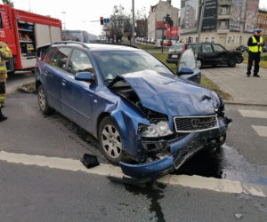 Wypadek na Placu Poznańskim. Jedna osoba trafiła do szpitala