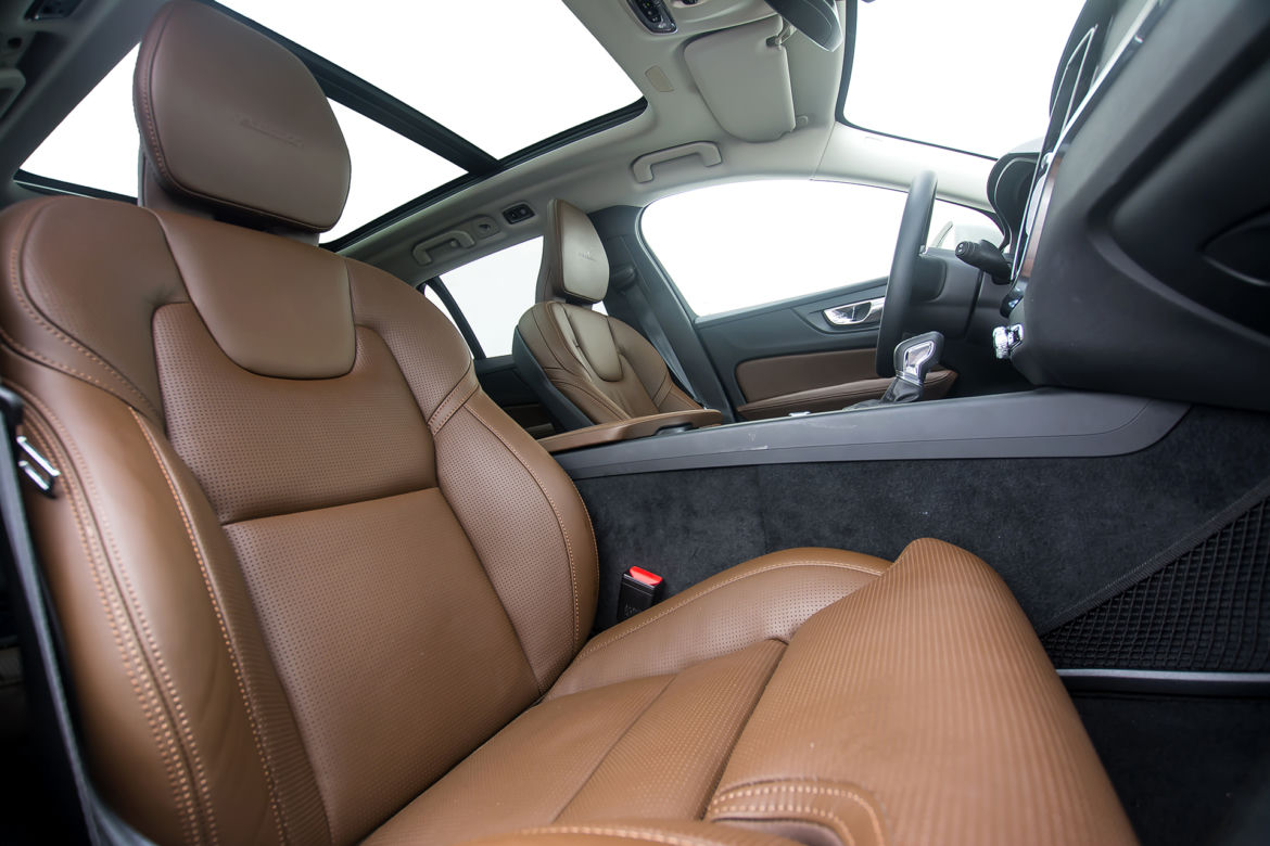 Volvo V60 D4 8AT Inscription