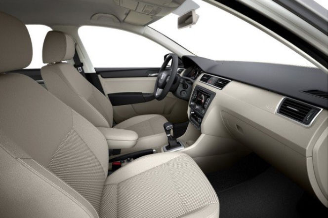 Nowy Seat Toledo 2013