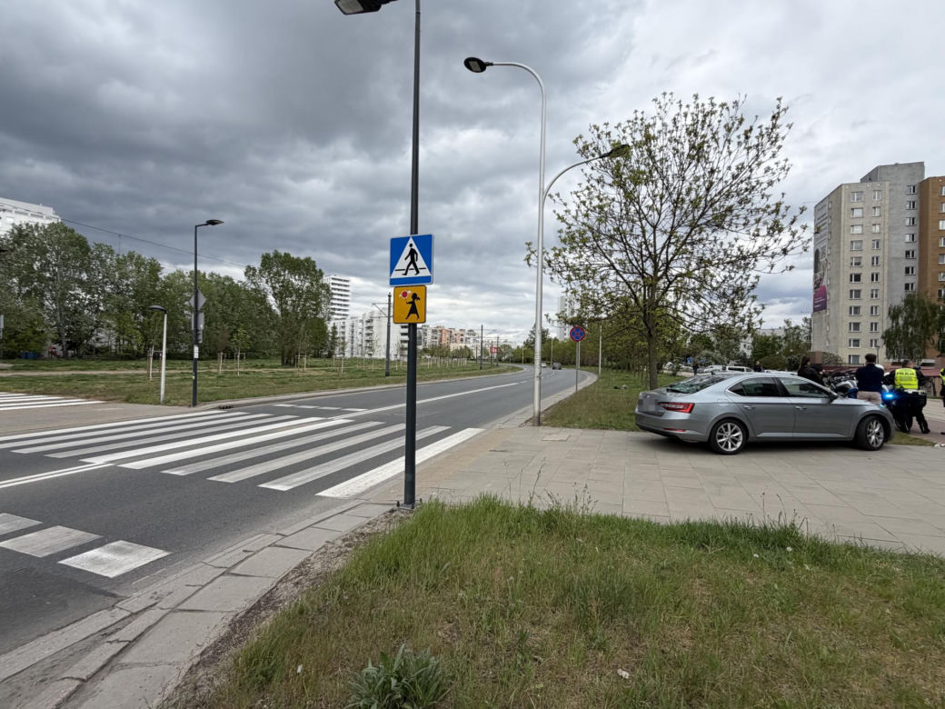 Auto wjechało w 10-latka na hulajnodze. Chłopiec w szpitalu