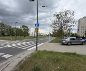 Auto wjechało w 10-latka na hulajnodze. Chłopiec w szpitalu