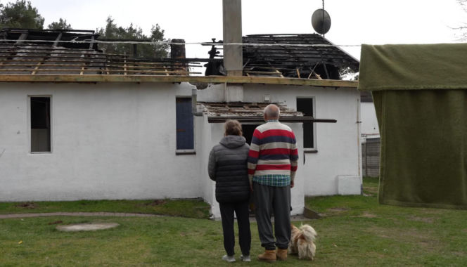 Jako strażak ratował życie i dorobek innych. Teraz ogień zniszczył jego dom