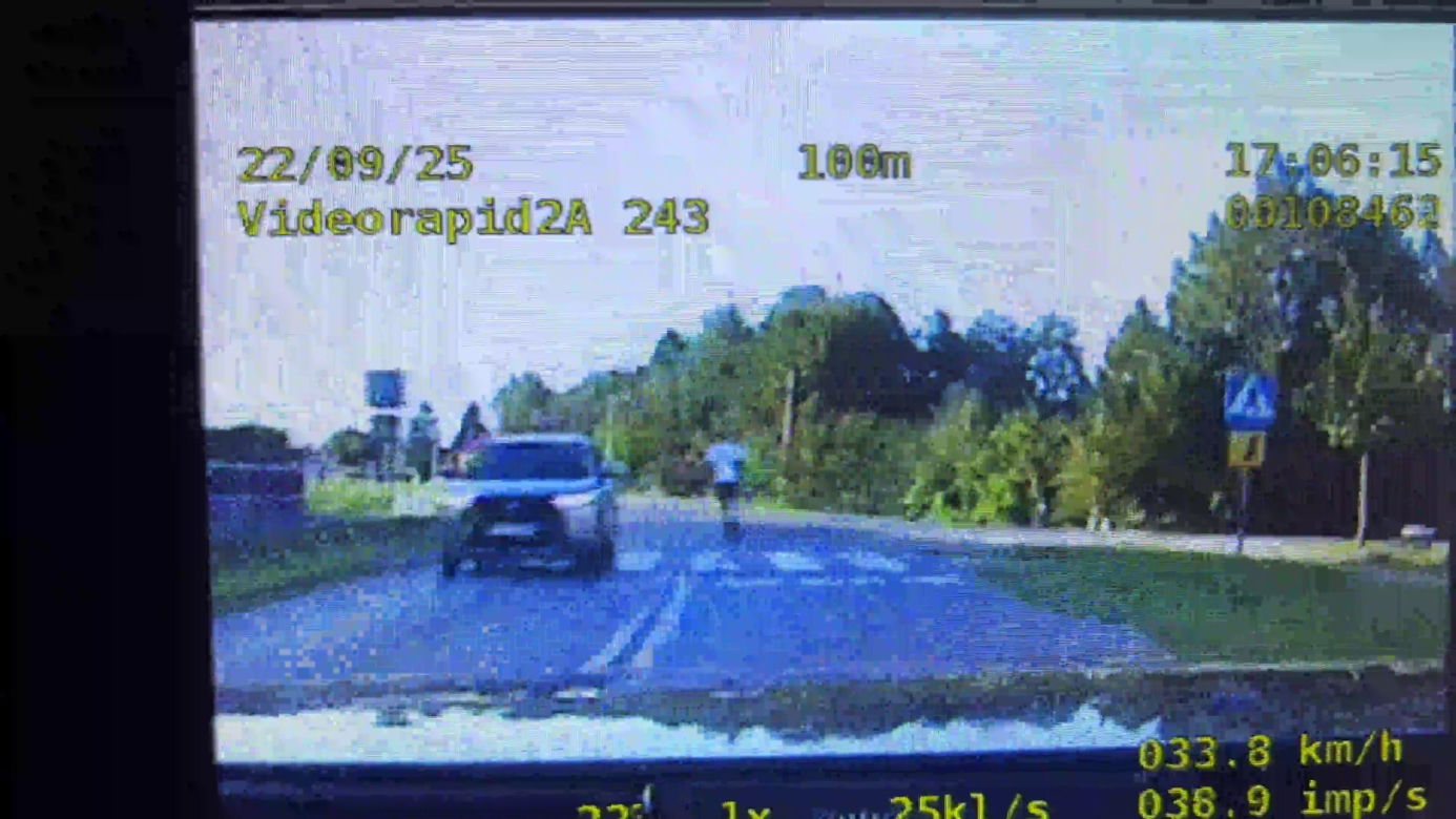 14-latek uciekał na hulajnodze przed policją