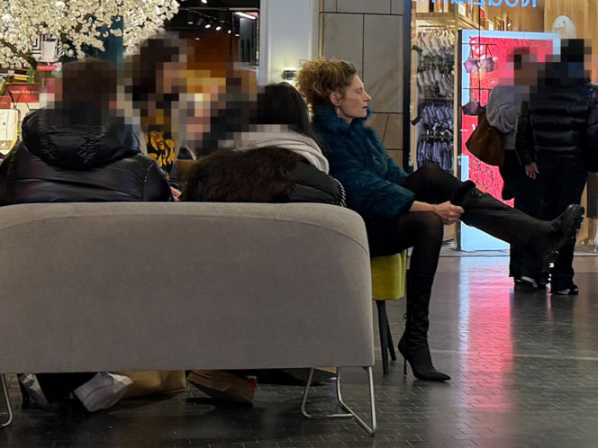 Agata Buzek na zakupach