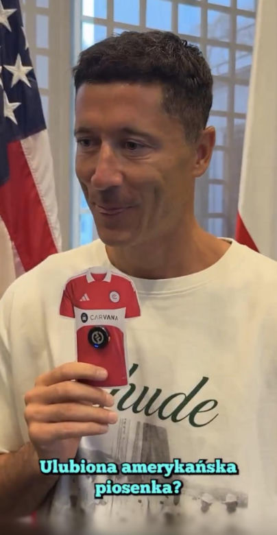 Robert Lewandowski przed wylotem do USA