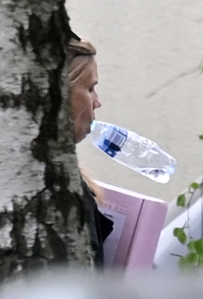 Kaczorowska wyniosła Peli pół domu