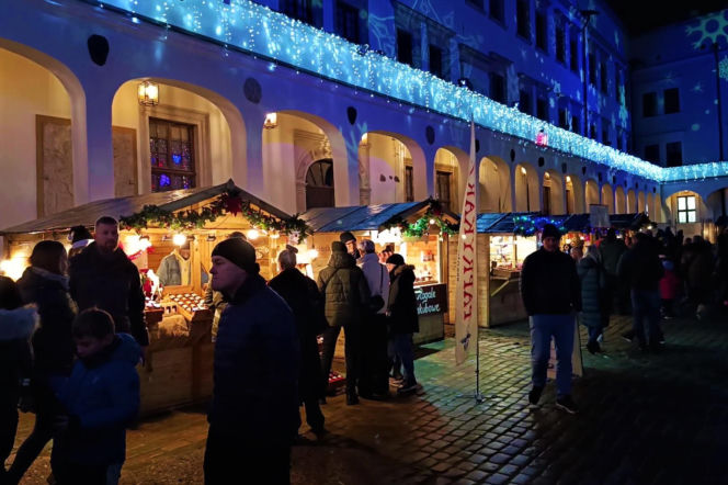 Jarmark Bożonarodzeniowy na Zamku Książąt Pomorskich w Szczecinie
