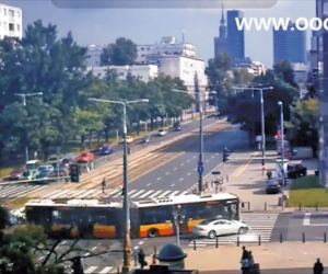 Tak mercedes taranuje autobus
