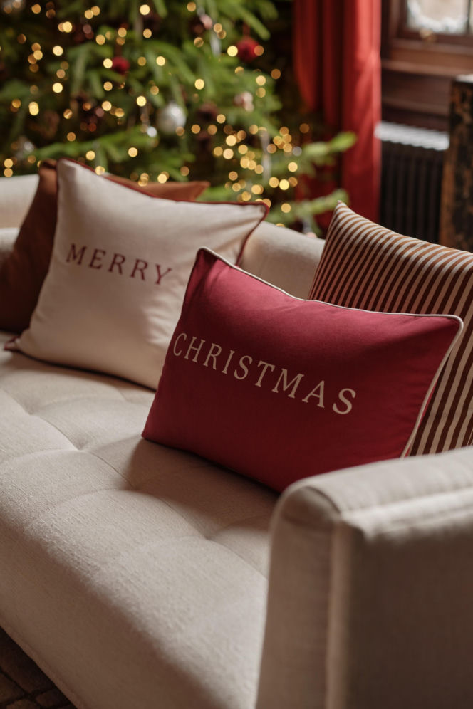 Chcesz eleganckich świąt? Postaw na bordo