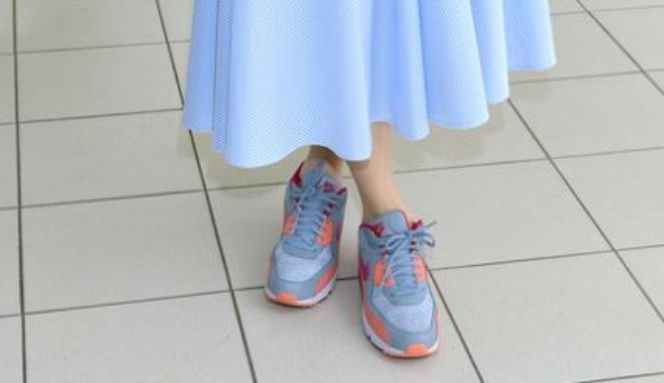 halina mlynkova w adidasach
