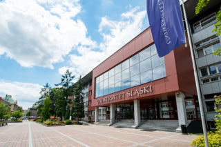 Uniwersytet Śląski wprowadza zdalne nauczanie! Wszystko przez koronawirusa. Co z sesją?