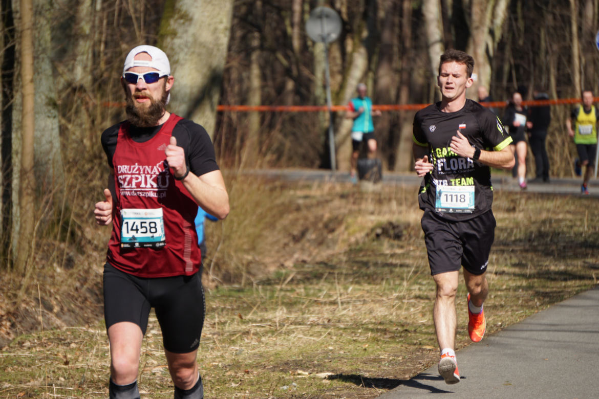 Bieg City TRAIL 2022 w bydgoskim Myślęcinku [GALERIA 20.03.2022]