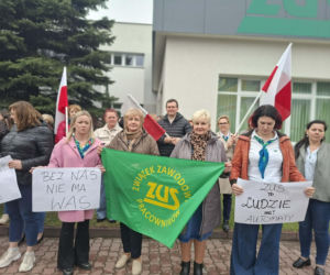 Protest pracowników ZUS-u w Starachowicach