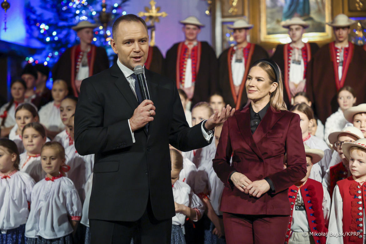 Para prezydencka kolędowała z góralami w Koniakowie
